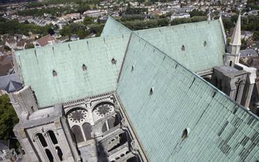 Vue d'ensemble de la toiture de la cathédrale de Chartres