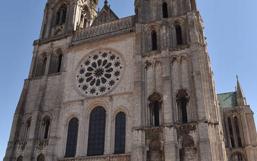 Guided tour of Chartres Cathedral