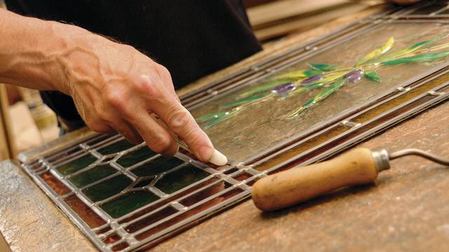 Rencontre avec un maître verrier dans son atelier