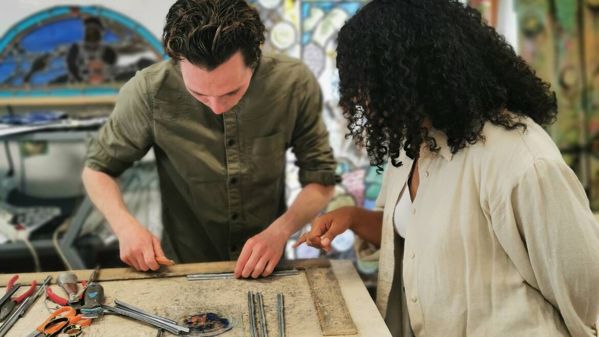 Rencontre avec un maître verrier dans son atelier